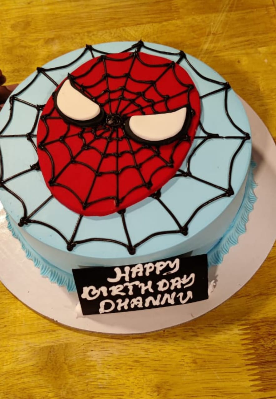 Spidy Cake